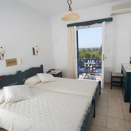 Hotel Paros Logaras