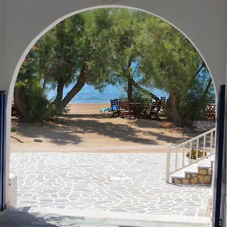 Paros Hotel 3*