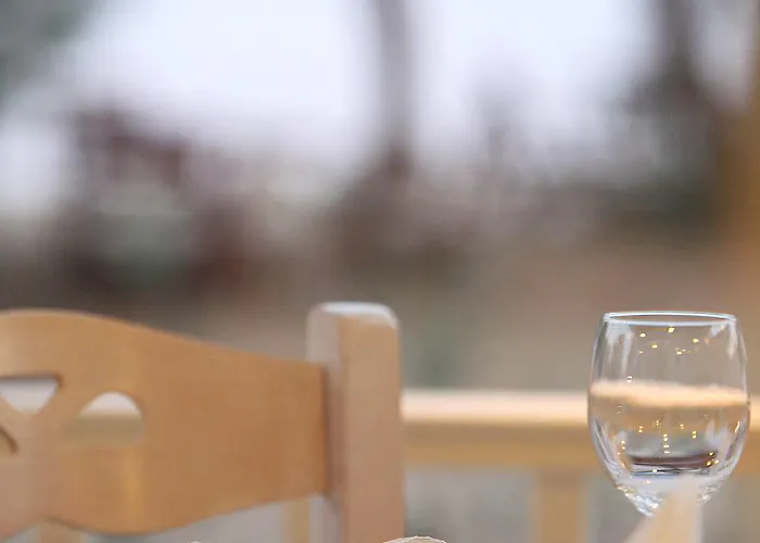 Paros Seafront ロガラス