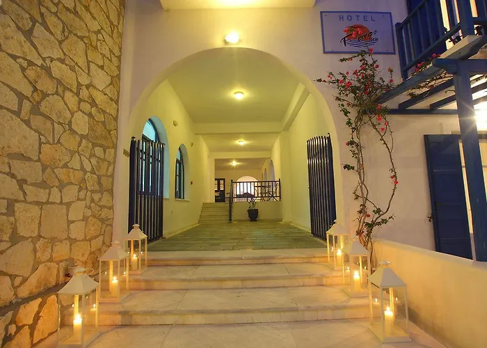 Paros Seafront Hotel 3*