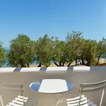 Szálloda Paros Seafront