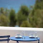 Paros Seafront Szálloda Logarász