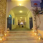 Paros Seafront Szálloda 3*