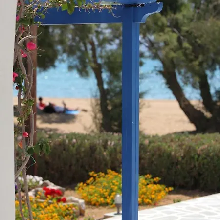 Paros Seafront 酒店 洛加拉斯