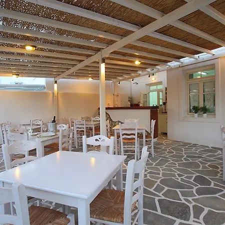 Paros Ξενοδοχείο 3*