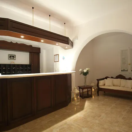 酒店 Paros Seafront 3*