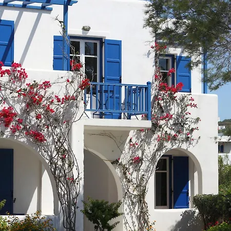 酒店 Paros Seafront 3*