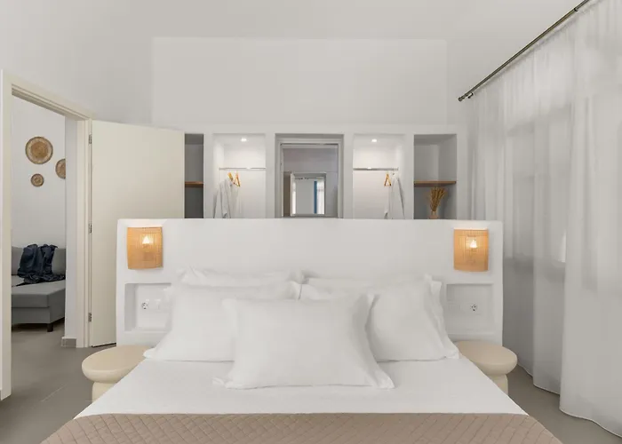 Paros Seafront 3* Λογαράς