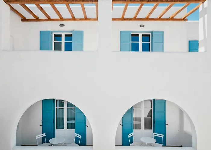 Paros Seafront 3* Λογαράς